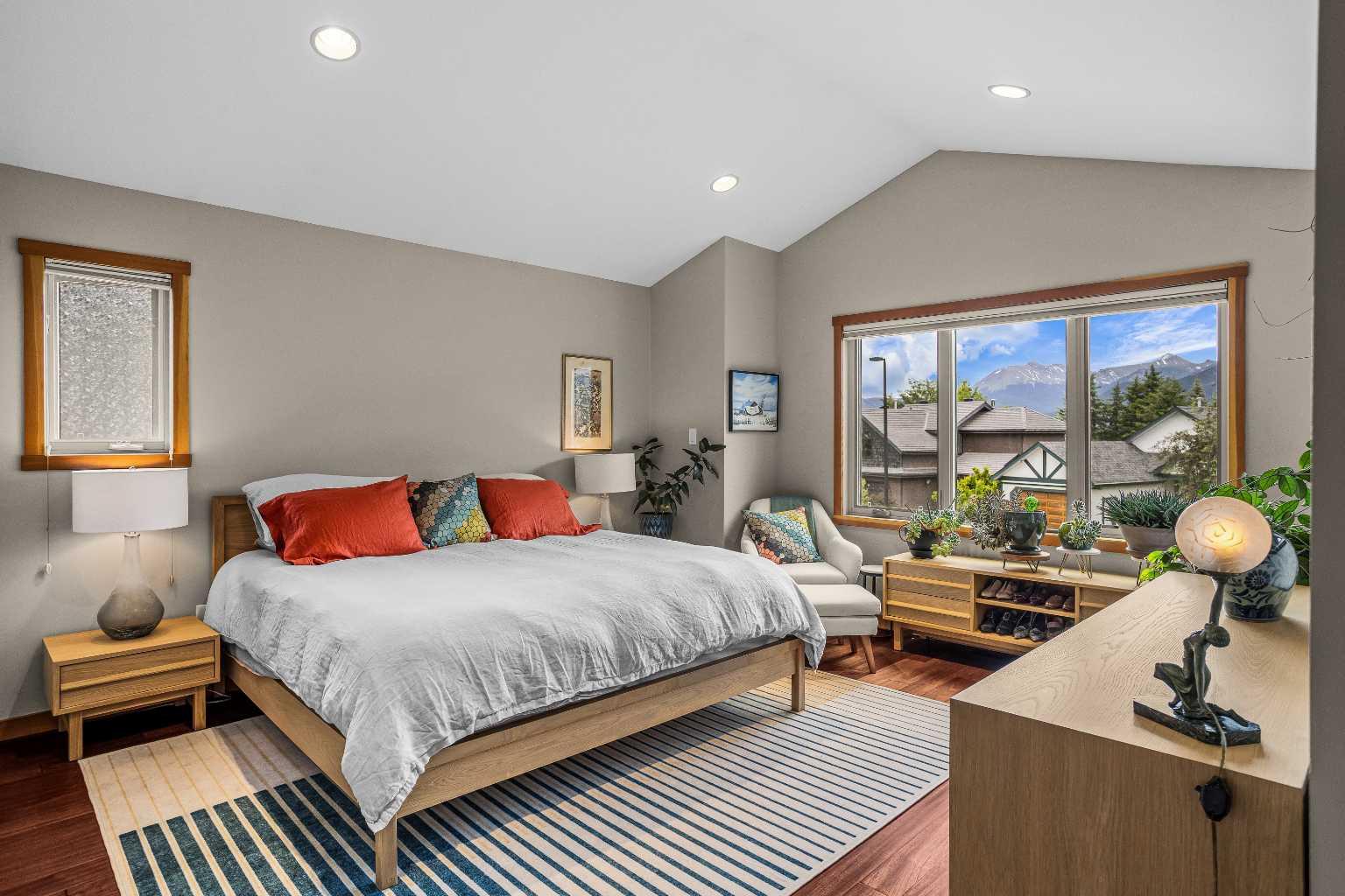 408 Canyon Close