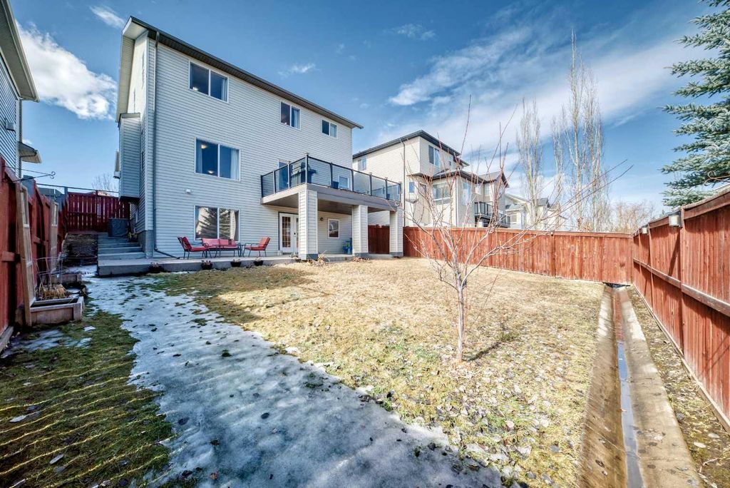 Photo of 148 Hawkmere Way, Chestermere, AB T1X 0C8 (MLS # A2294598)