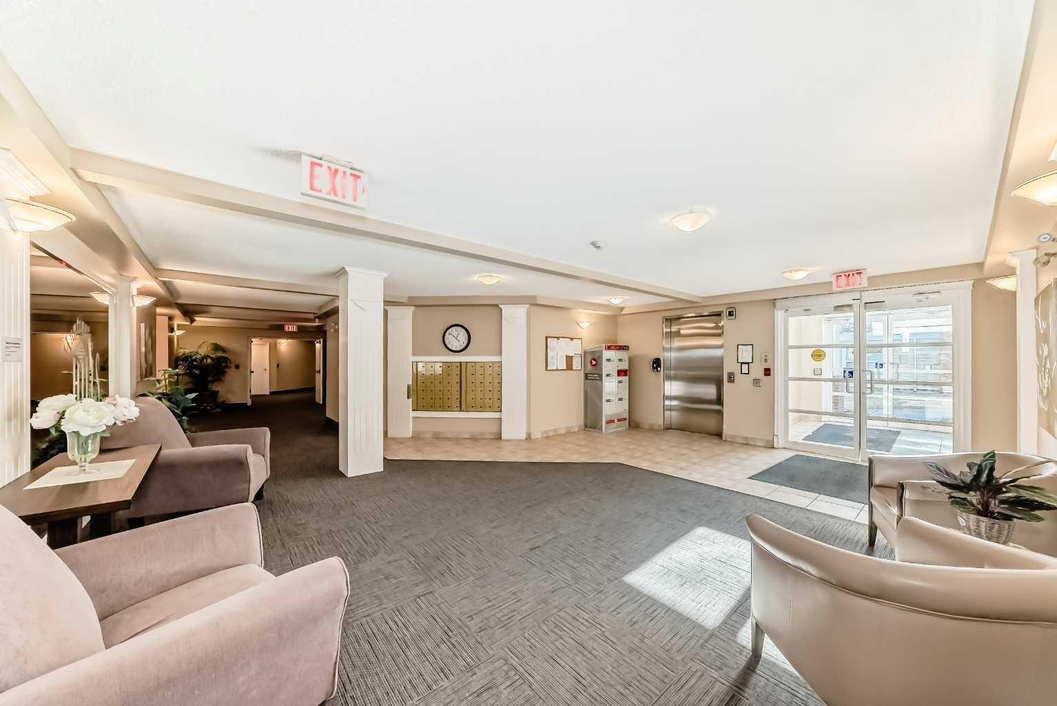 6900 Hunterview Drive NW 111