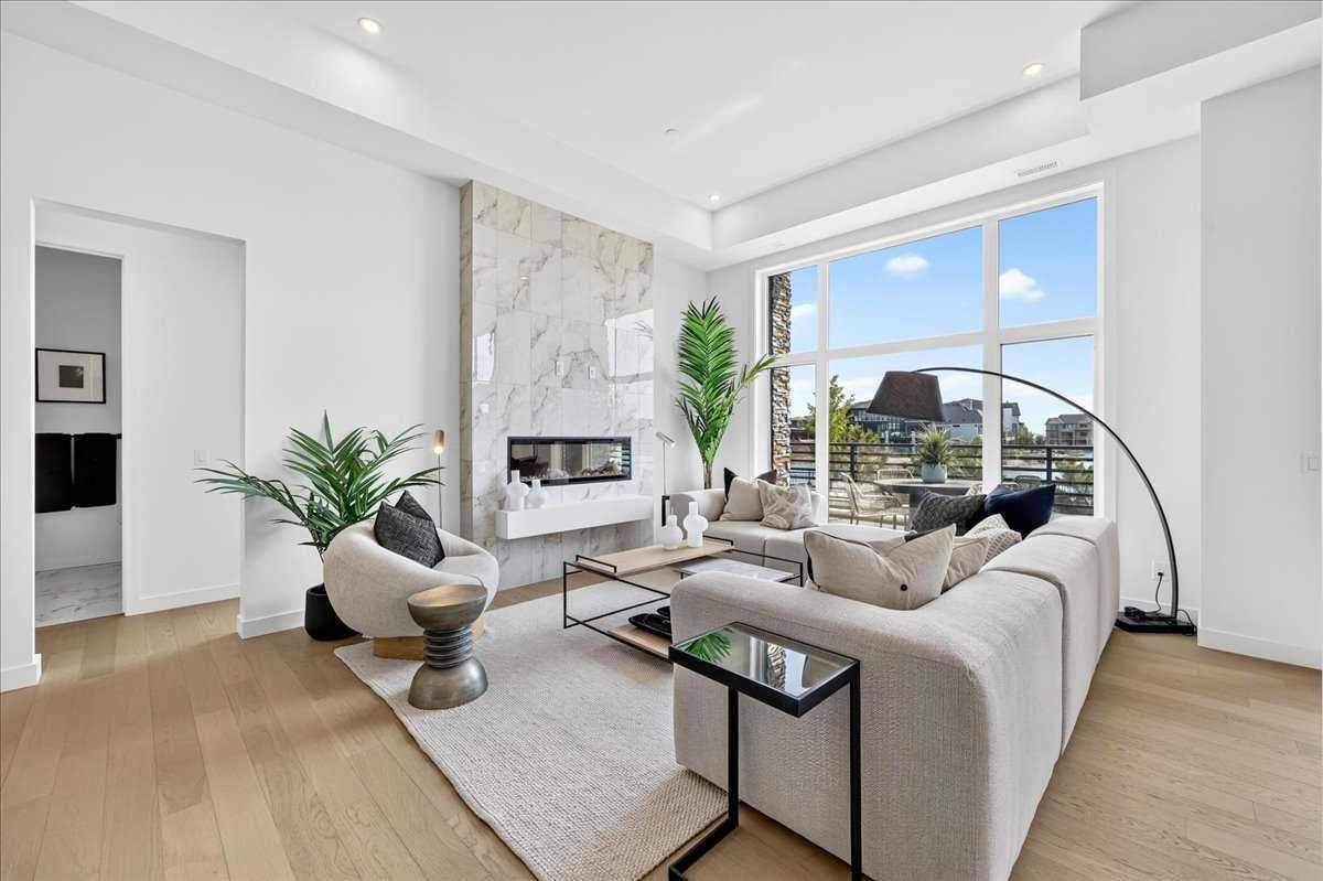 150 Marina Cove SE 102