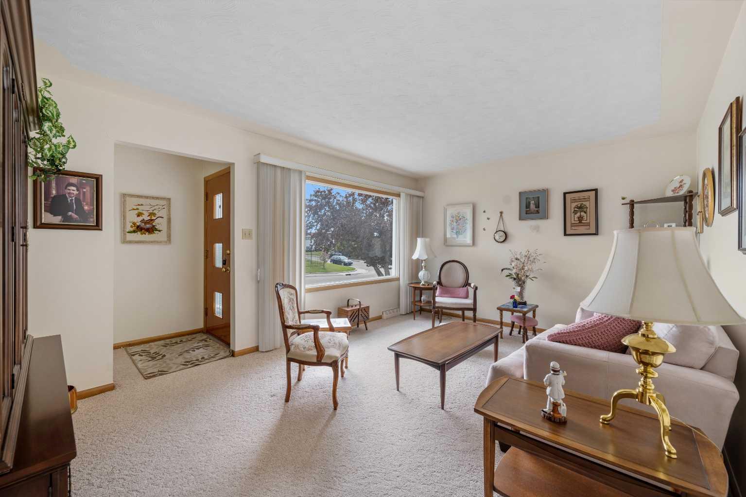 8 Foley Road SE