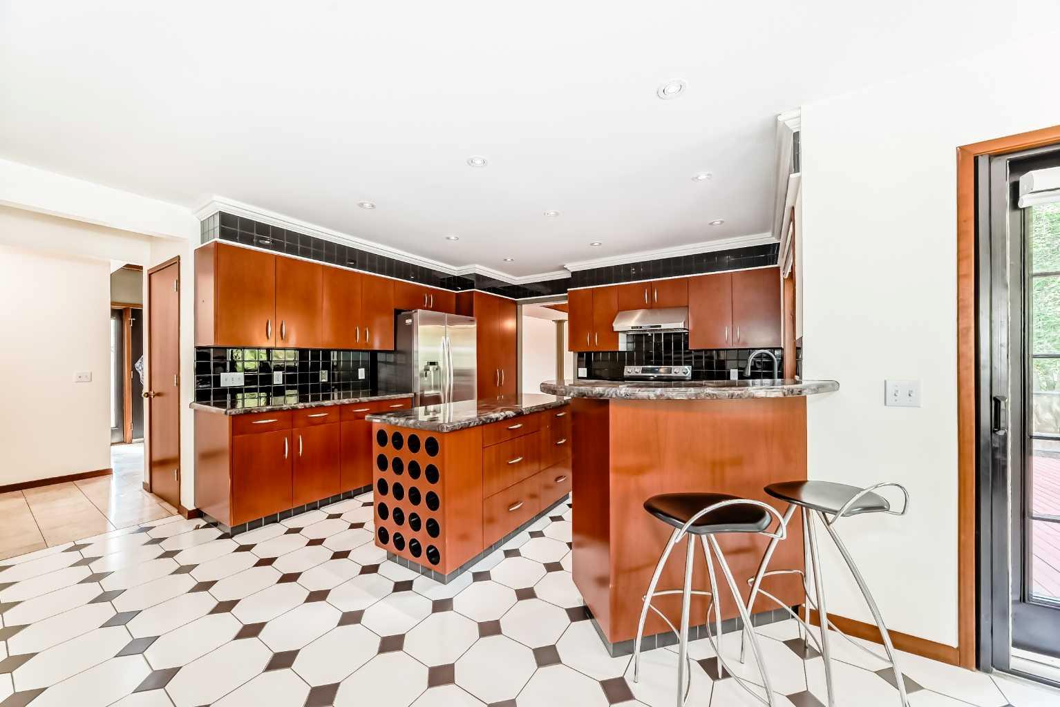 313 Scandia Bay NW
