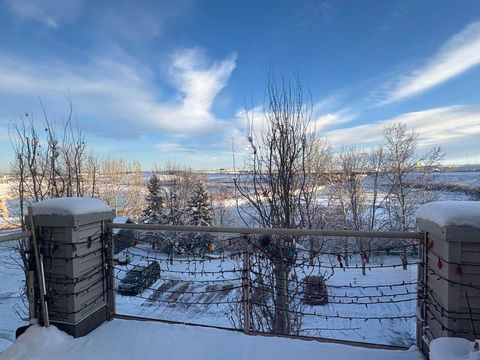 4000 Somervale Court SW #418 Calgary AB T2Y 4J3