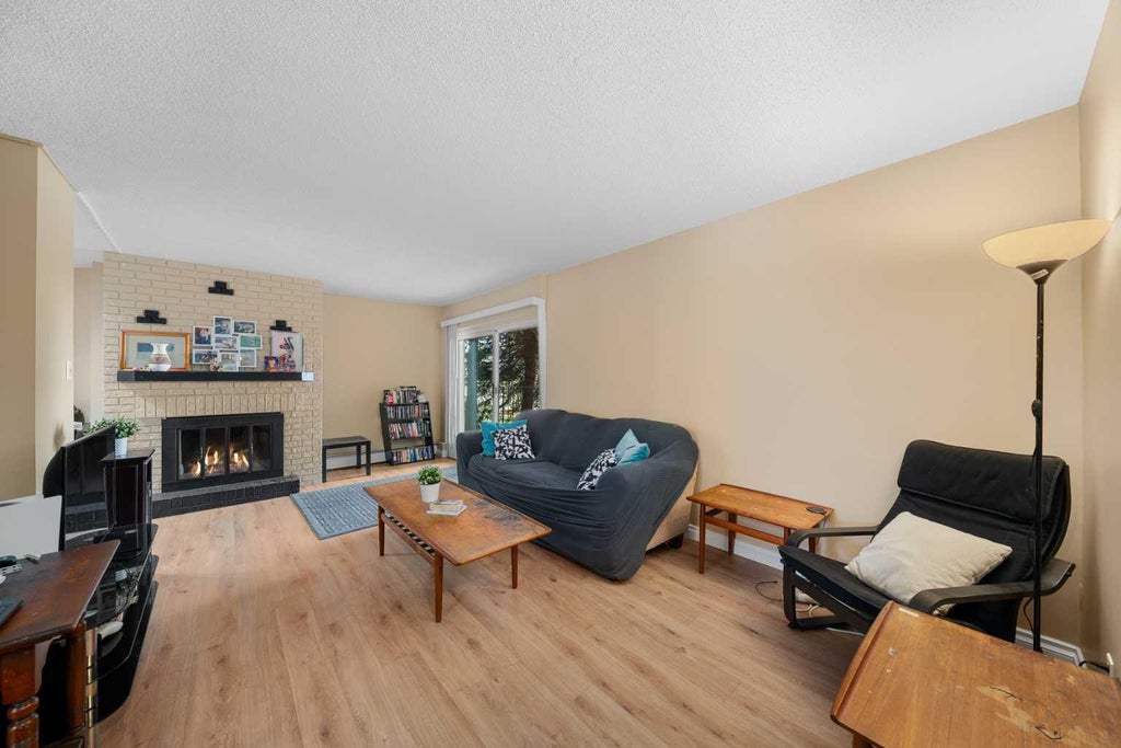 Photo of 504 Cedar Crescent SW #101, Calgary, AB T3C 1J2 (MLS # A2352682)