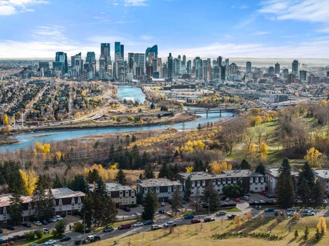 Photo of 504 Cedar Crescent SW #101, Calgary, AB T3C 1J2 (MLS # A2352682)