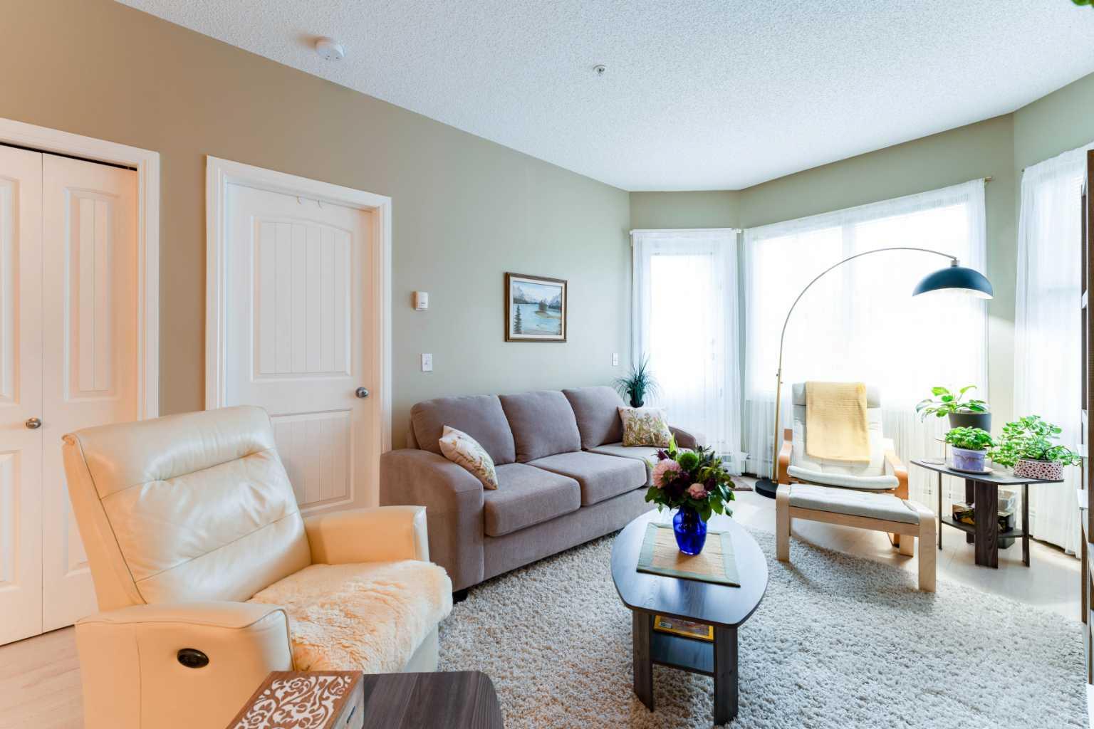 8 Prestwick Pond Terrace SE 206