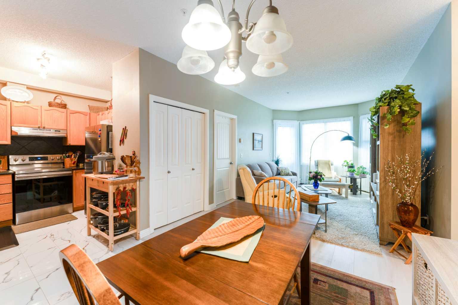 8 Prestwick Pond Terrace SE 206