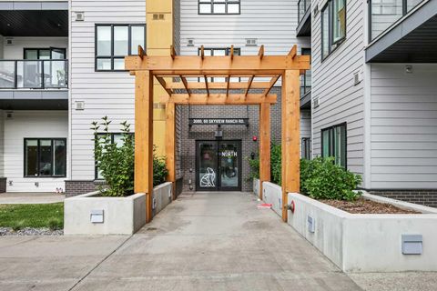 60 Skyview Ranch Road NE 3121 Calgary AB T3N 2J8