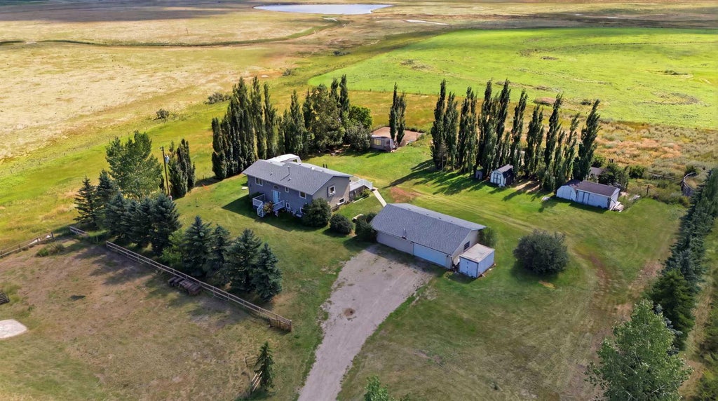 Photo of 241081 Township Road 232, Rural Wheatland County, AB T1P 0N7 (MLS # A2328384)