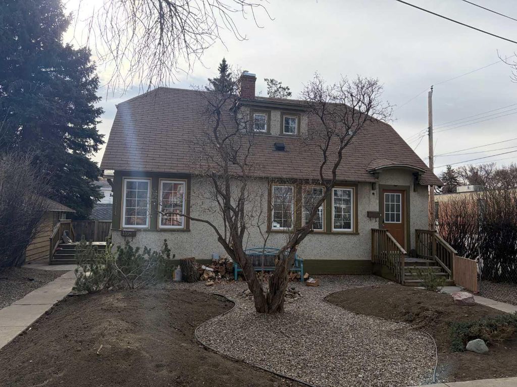 Photo of 1312 4 Avenue S, Lethbridge, AB T1J 0R4 (MLS # A2287374)