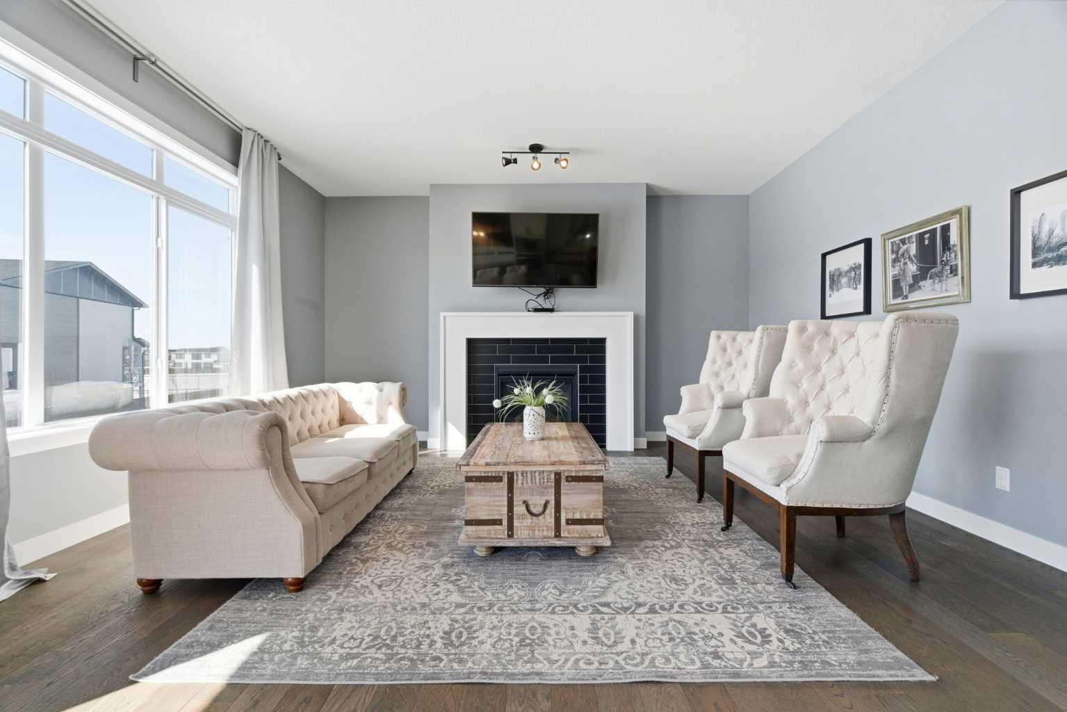 12 Ranchers Bay