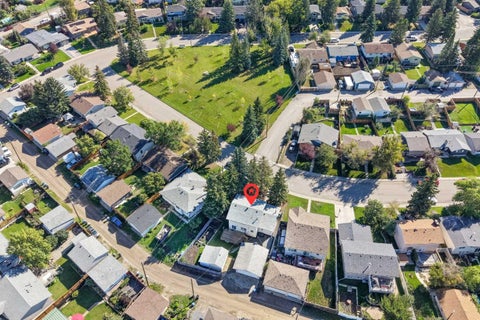 Photo of 135 Queensland Road SE, Calgary, AB T2J 3R9 (MLS # A2344234)