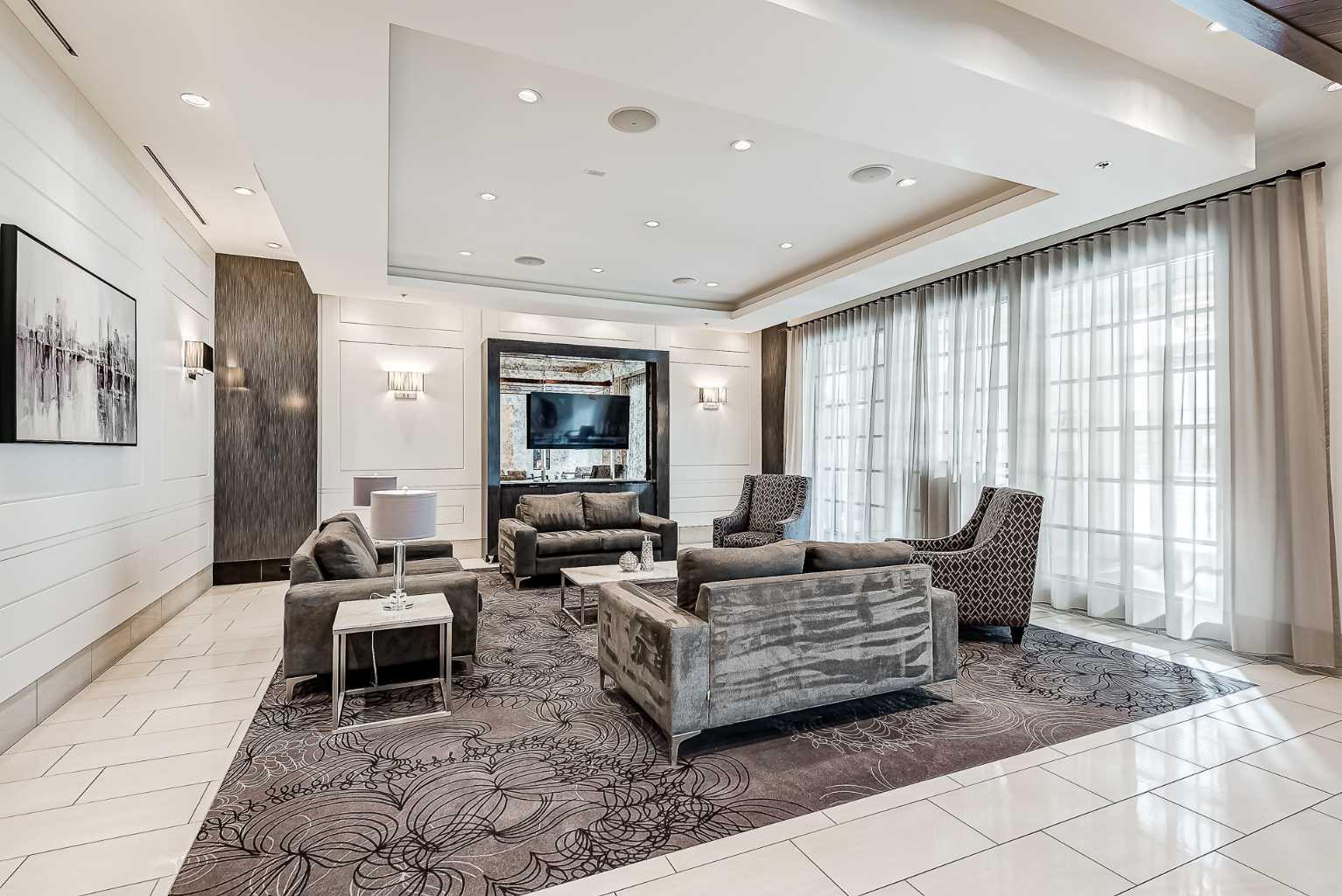 930 6 Avenue SW 3007