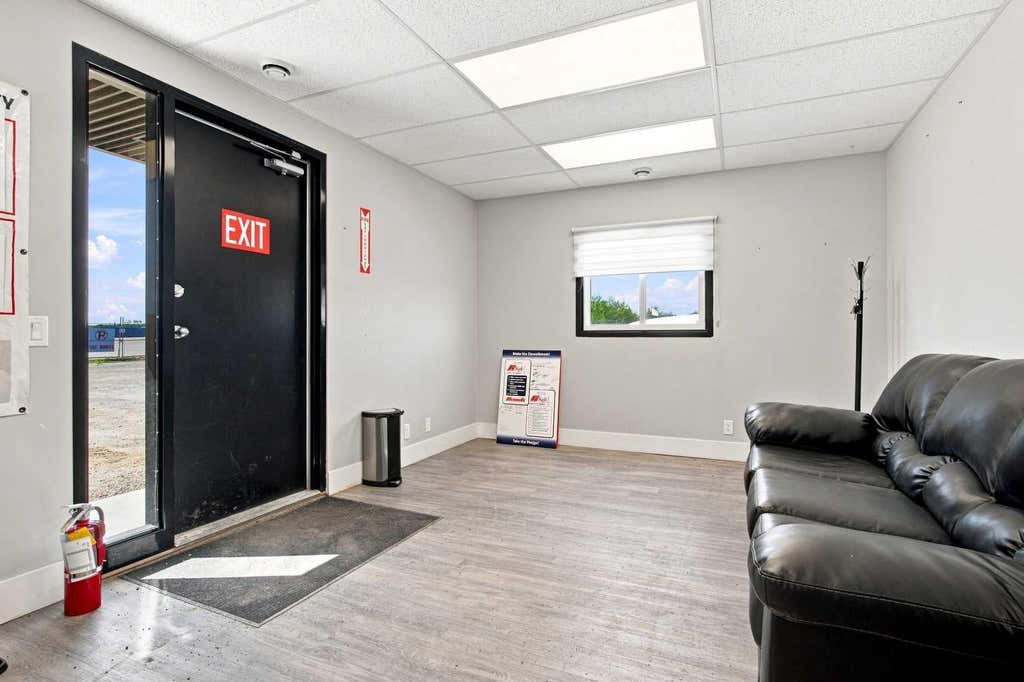 Photo of 10424 96 Avenue #A, Grande Prairie, AB T8V 5V2 (MLS # A2340120)