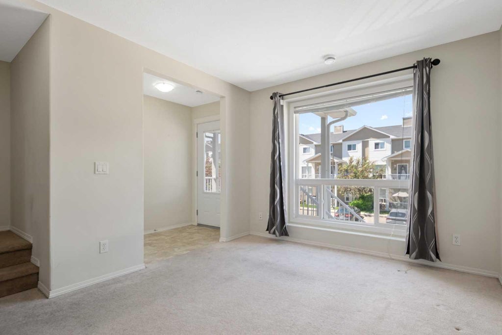 Photo of 321 Sunrise Terrace NE, High River, AB T1V 0C3 (MLS # A2323929)