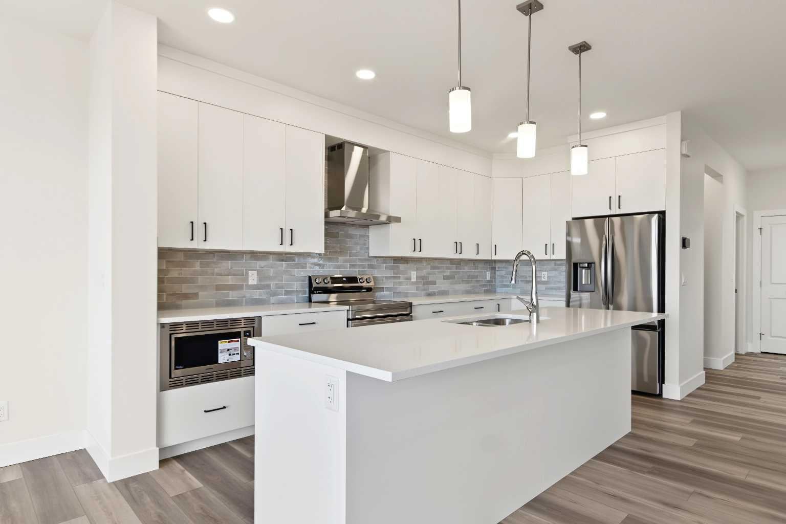 138 Silver Spruce Road SW