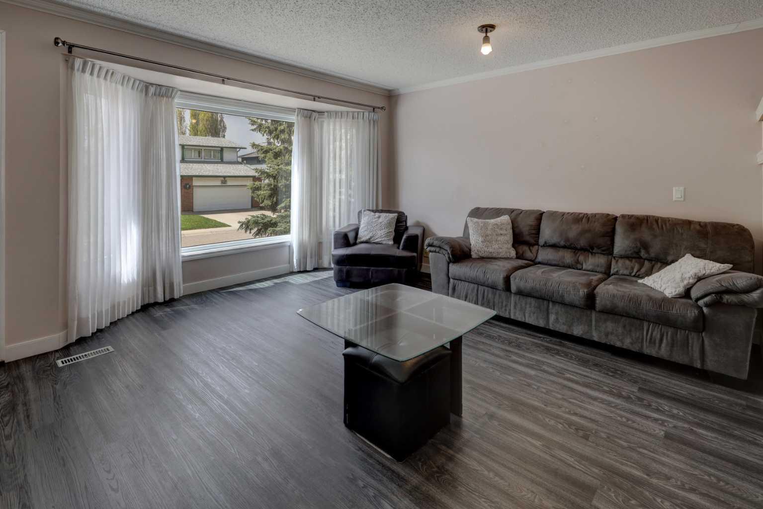 36 Hawksley Crescent NW