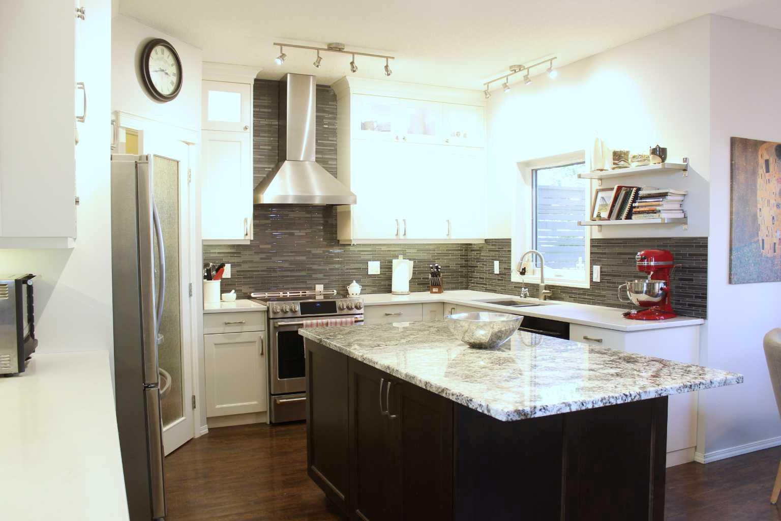 64 Tuscany Ridge Green NW