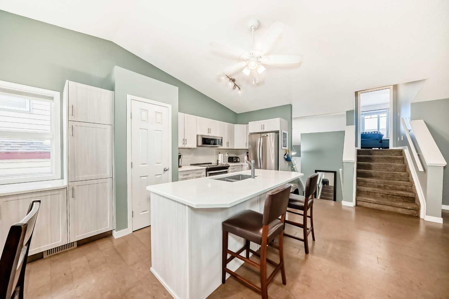 26 Copperfield View SE