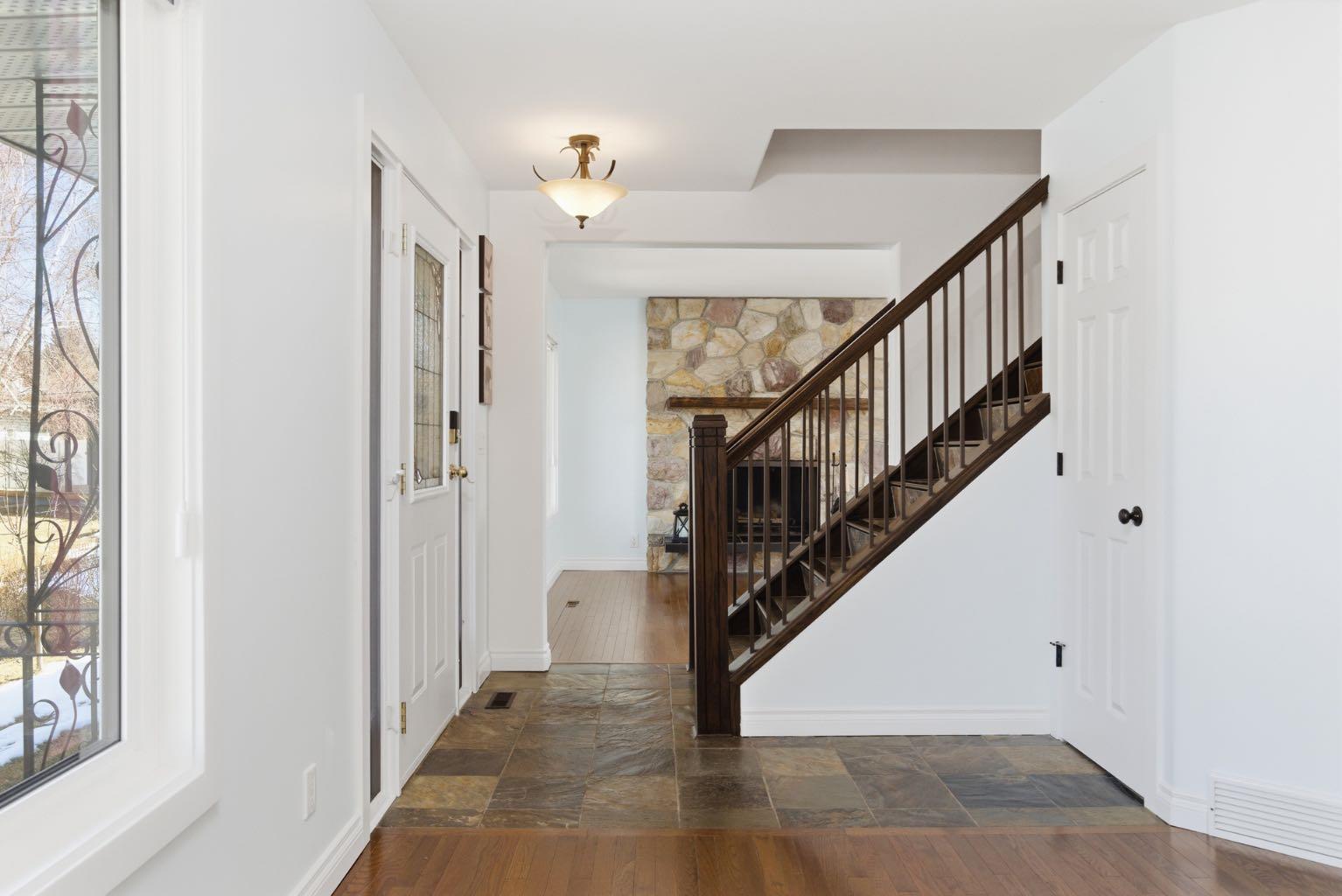 1315 Lake Michigan Crescent SE