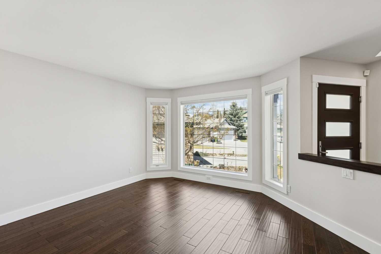 15 Springbank View SW