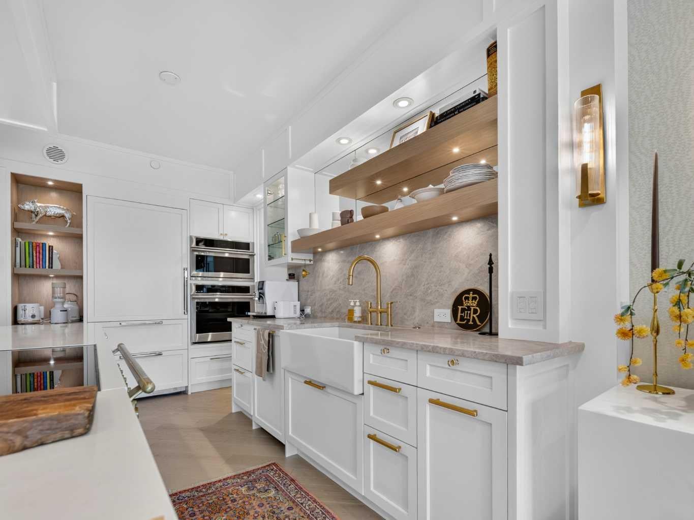 228 26 Avenue SW 402