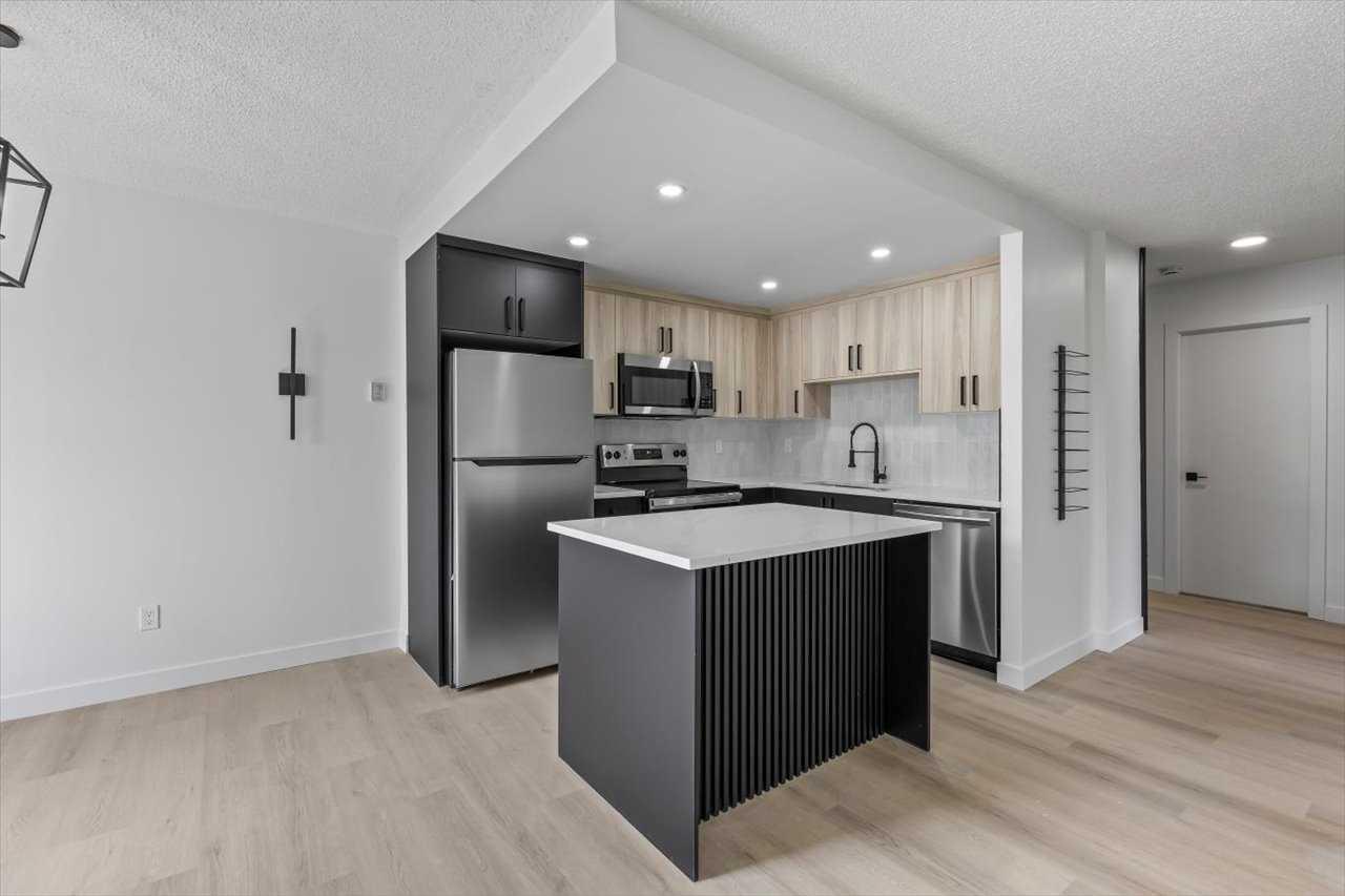 235 15 Avenue SW 305
