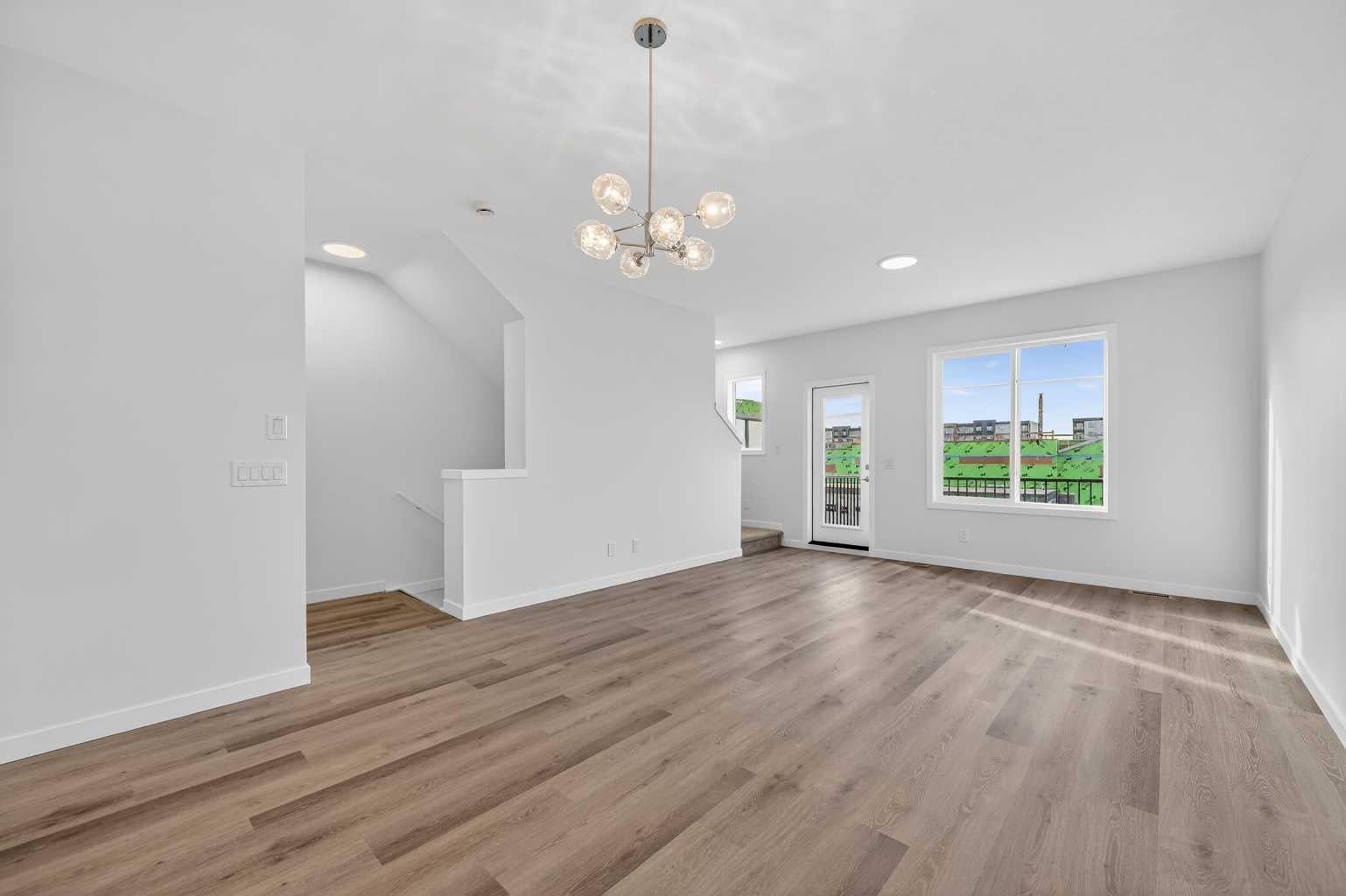 30 Creekside Avenue SW