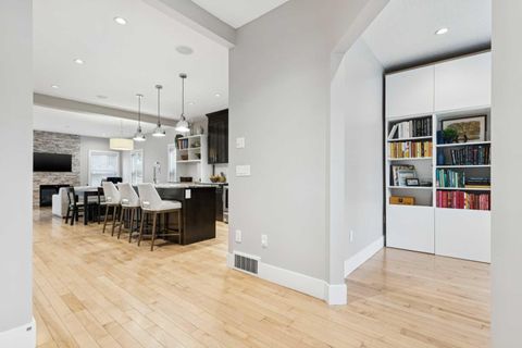 Photo of 4509 19 Avenue NW, Calgary, AB T3B 0S1 (MLS # A2269655)