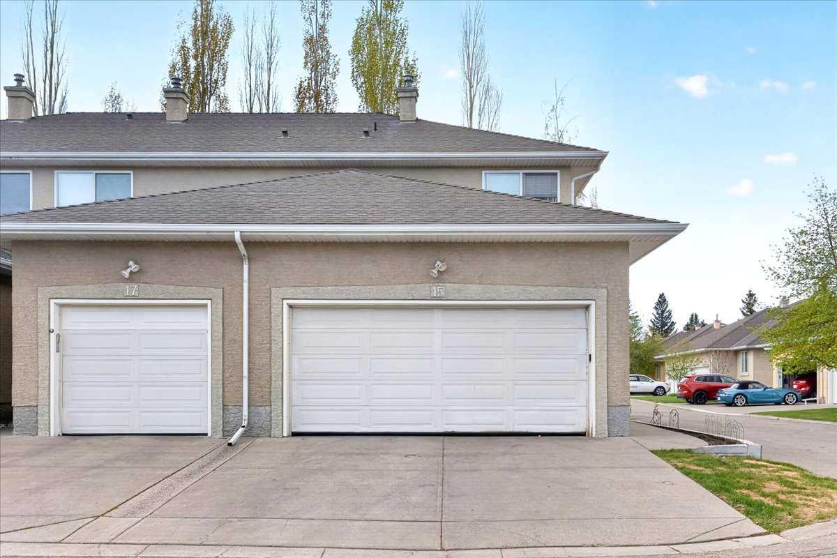 15 Cedarview Mews SW
