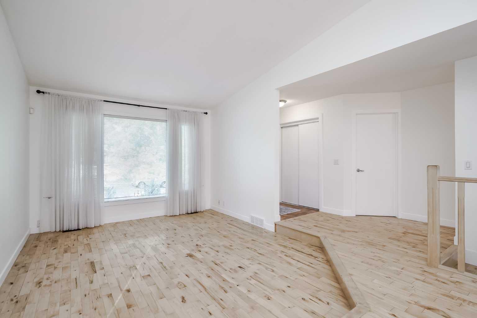 128 Bermuda Drive NW