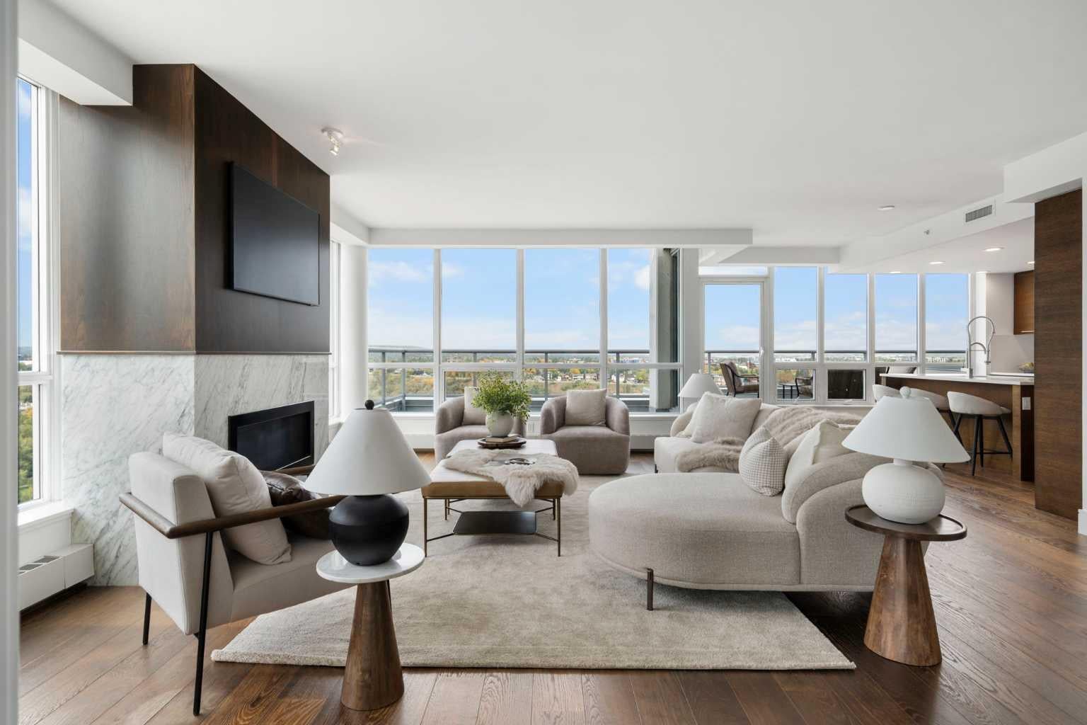 222 Riverfront Avenue SW 2421