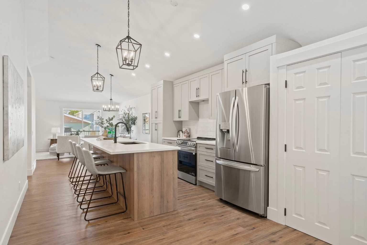 56 Inverness Grove SE
