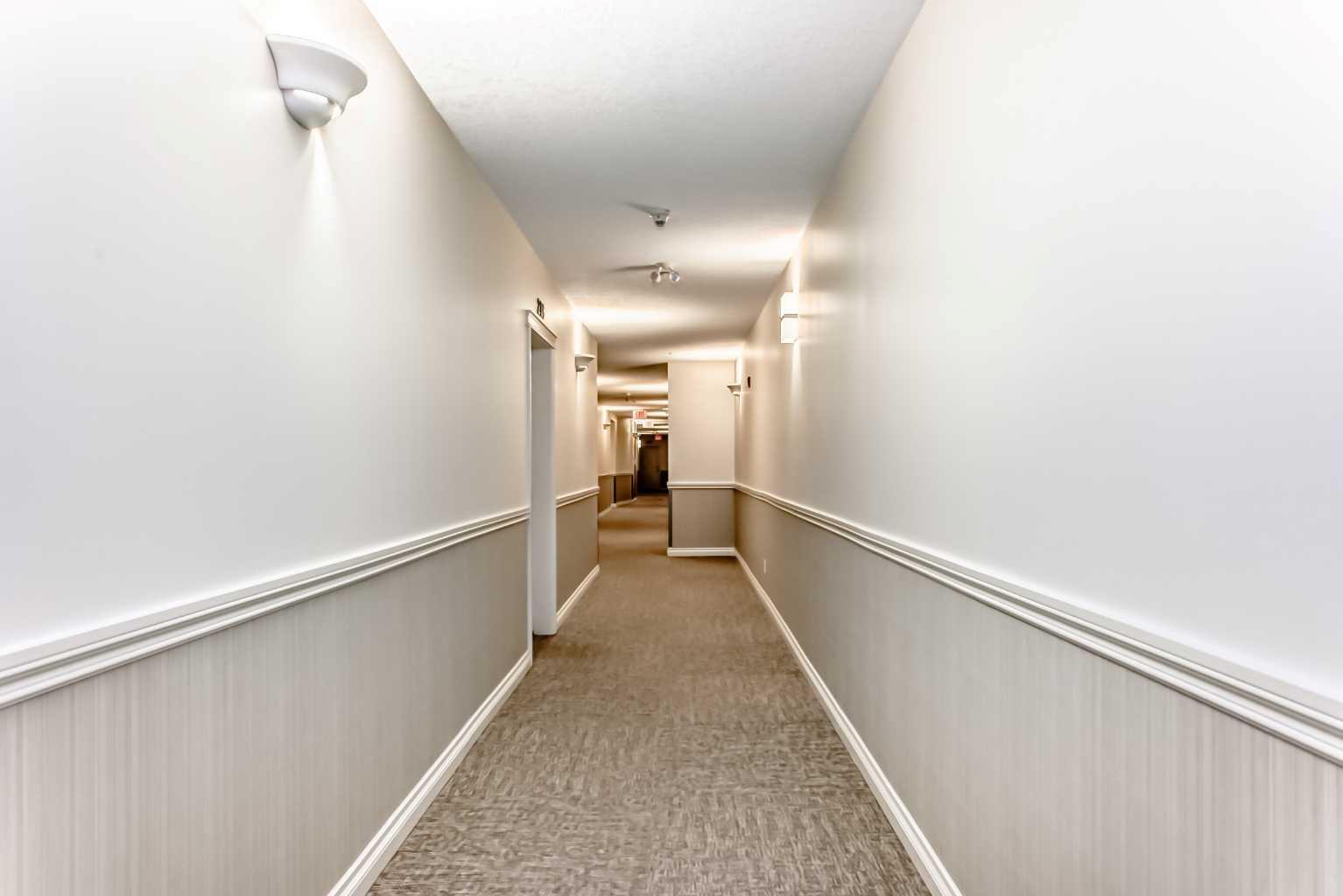 2 Hemlock Crescent SW 214