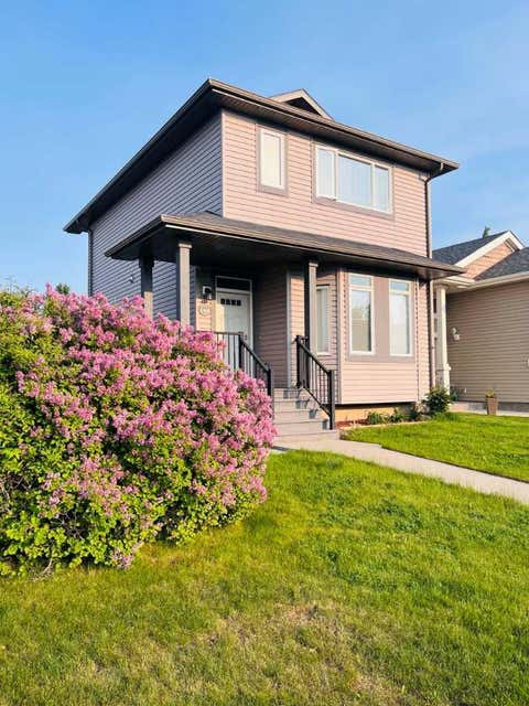Photo of 146 Silkstone Road W, Lethbridge, AB T1J 4C1 (MLS # A2318112)