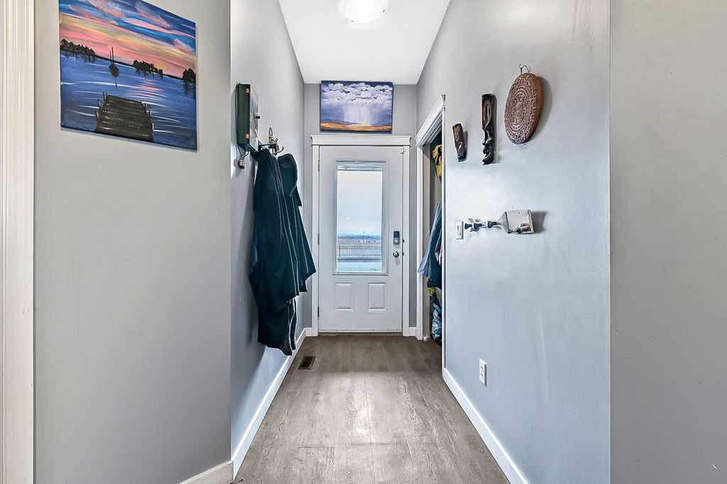 405 Sunrise Terrace NE 405