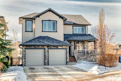 Photo of 172 Seagreen Way, Chestermere, AB T1X 0E8 (MLS # A2283801)