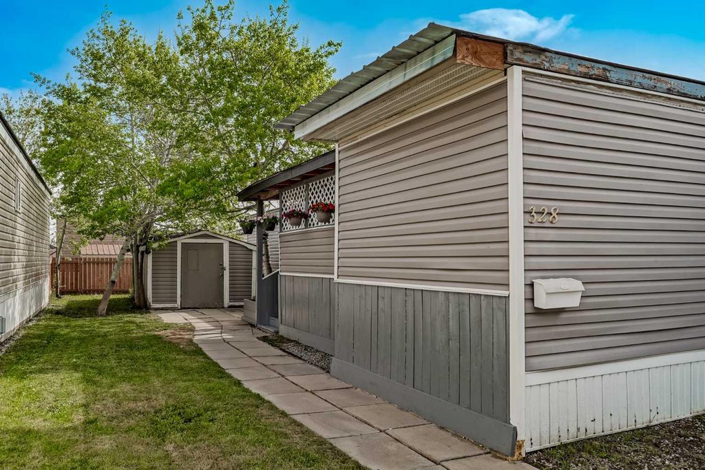 Photo of 6220 17 Avenue #328, Calgary, AB T2A 7H4 (MLS # A2311760)