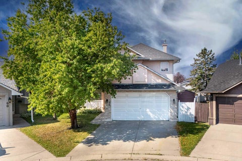 Photo of 56 Martinglen Place NE, Calgary, AB T3J 3J1 (MLS # A2340152)