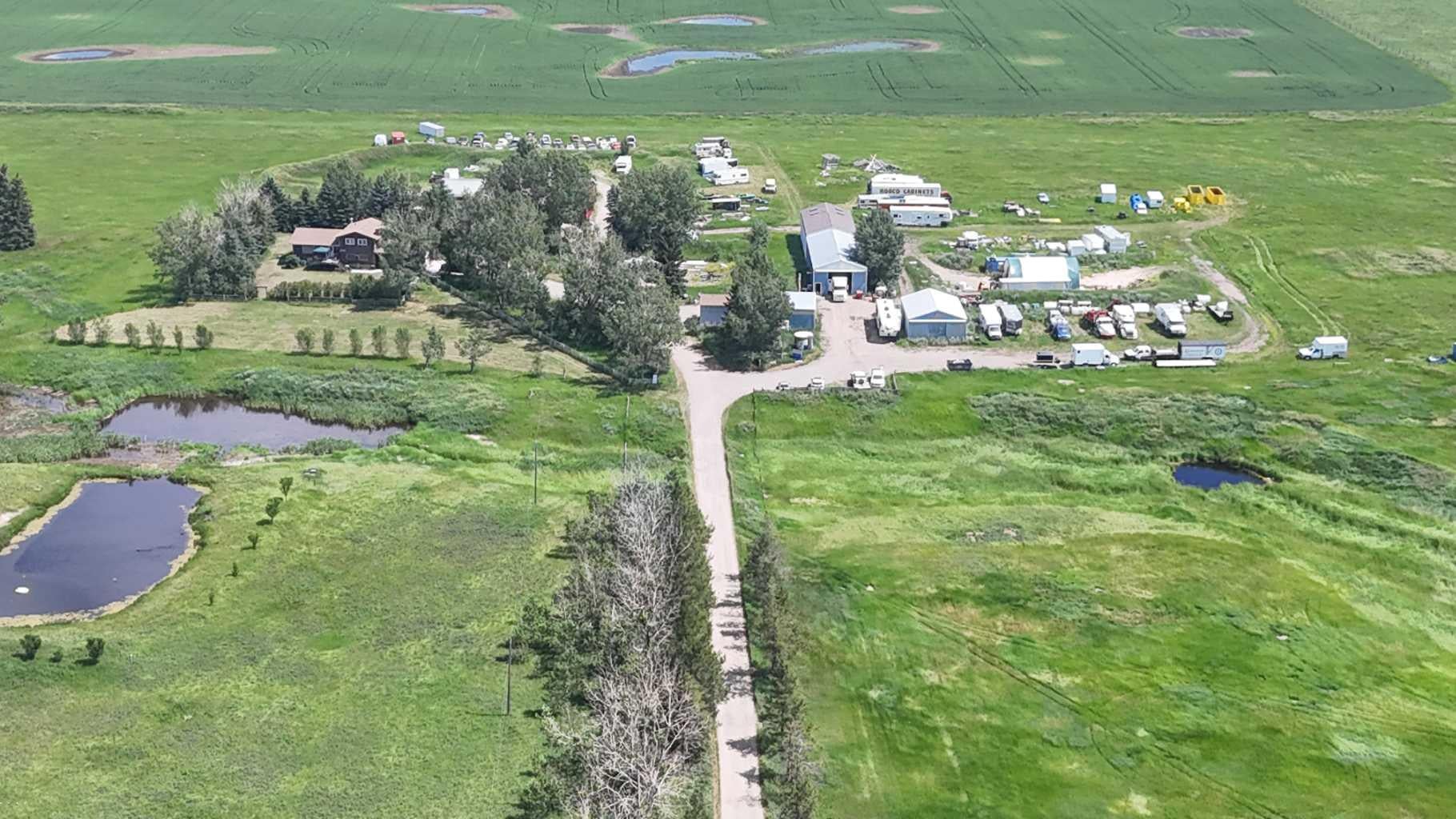 241053 Highway 24