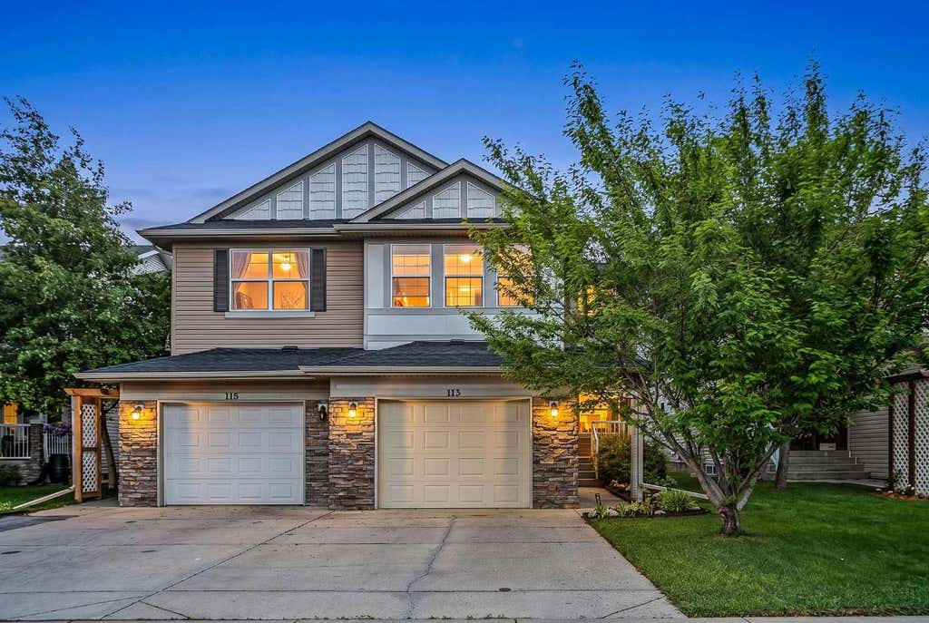 Photo of 113 Canals Circle SW, Airdrie, AB T4B 3E8 (MLS # A2319152)