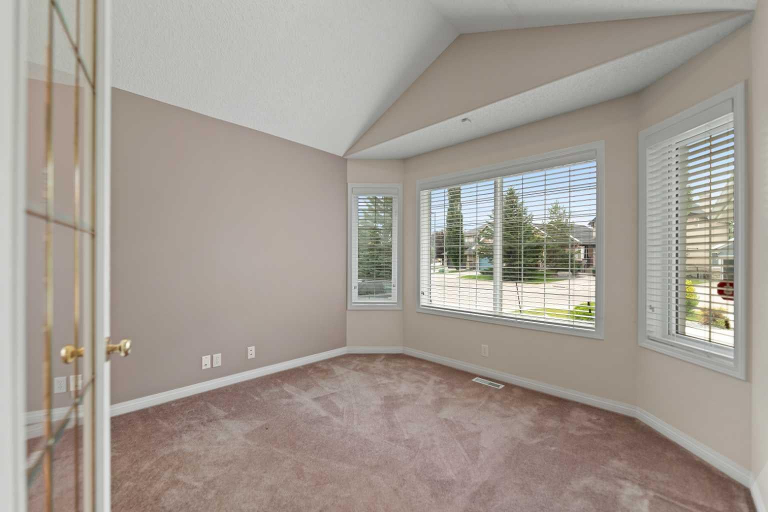 109 Cranwell Place SE