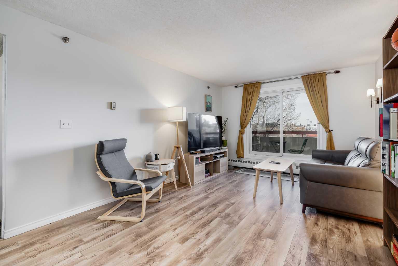 2011 University Drive NW 406