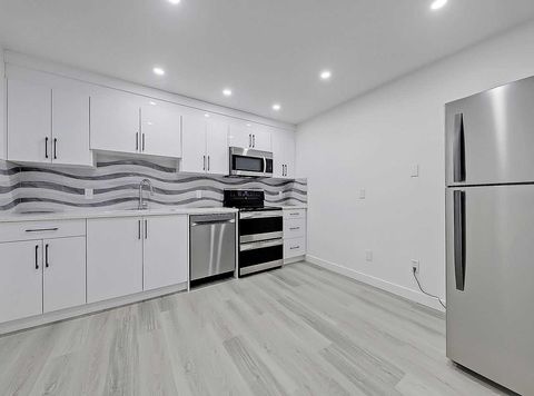 Tiny photo for 9 Royal Elm Mews NW, Calgary, AB T3G 5P6 (MLS # A2300636)