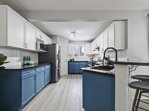 Tiny photo for 9 Royal Elm Mews NW, Calgary, AB T3G 5P6 (MLS # A2300636)