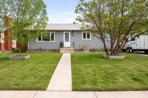 Photo of 56 Chinook Crescent W, Brooks, AB T1R 0C2 (MLS # A2317604)