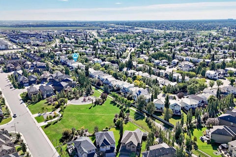 Photo of 42 Douglas Glen Circle SE, Calgary, AB T2Z 3T3 (MLS # A2343979)