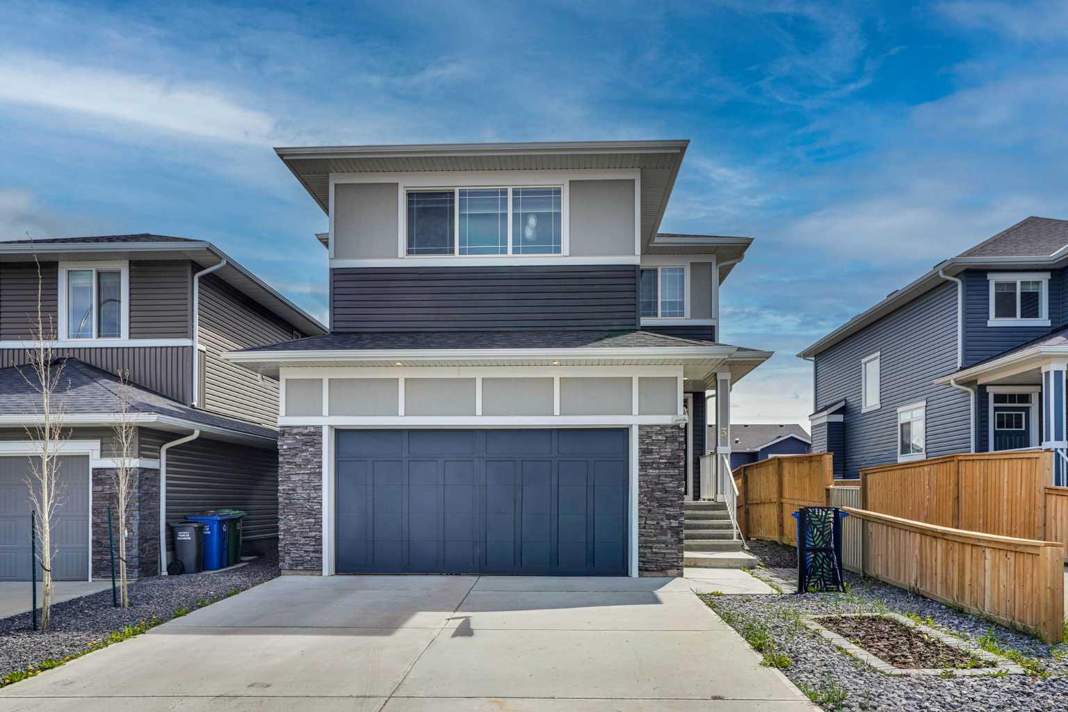 3 Rivercrest Common