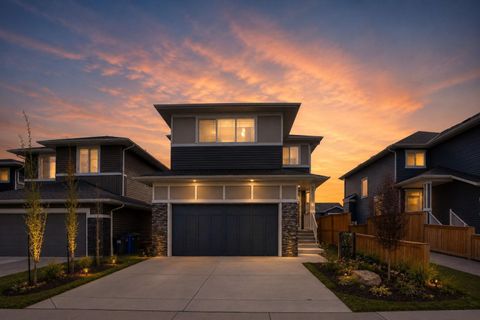 Photo of 3 Rivercrest Common, Cochrane, AB T4C 2V2 (MLS # A2313193)