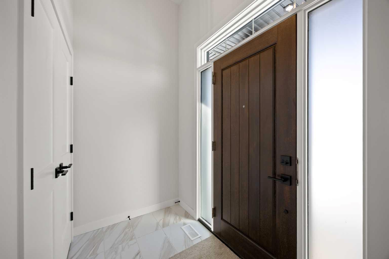 155 Greenwich Drive NW